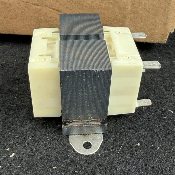 Basler BE131640GEK 5H0750290000 120V 24V 40VA Class 2 Modine HVAC Transformer - Picture 5 of 6